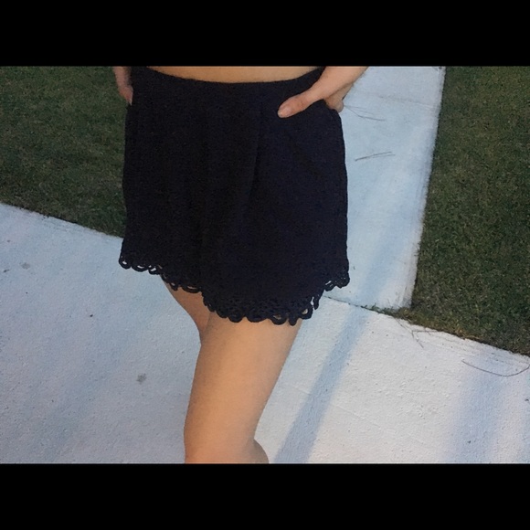 L’ATISTE . Set - Picture 4 of 8